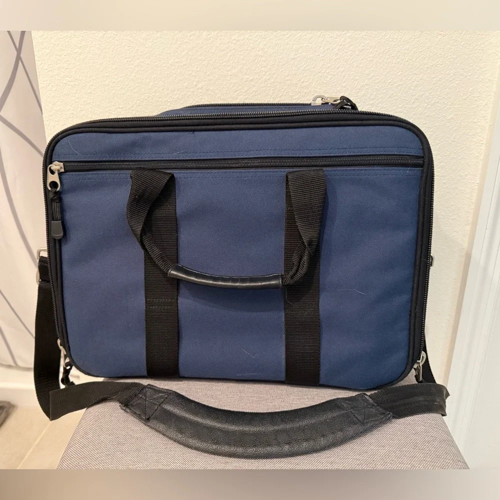 Great Condition! Navy Blue Laptop Bag